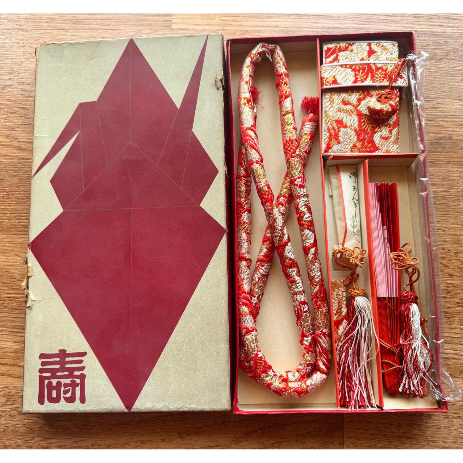 6 pc Hakoseko Set Japanese Boxed Shichi-Go-San Obijime Fan Kanzashi Kaiken