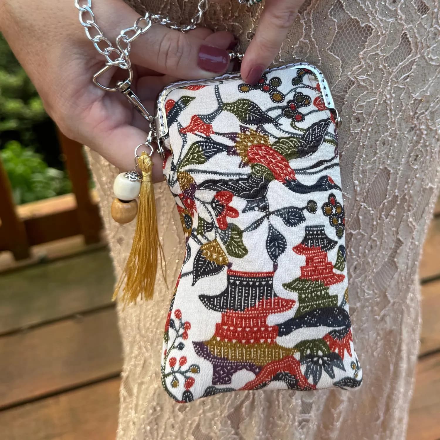 Silk Eyeglass Case Vintage Japanese Chirimen Kimono Silk Glasses Pouch Kiss Lock Case with Wristlet